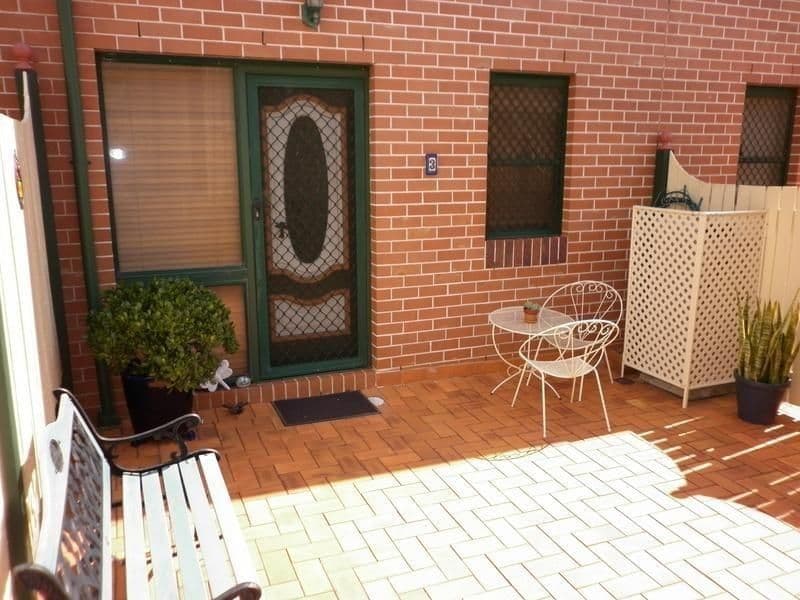 3/75-77 Lindsay Street, East Toowoomba QLD 4350, East Toowoomba - Image 1