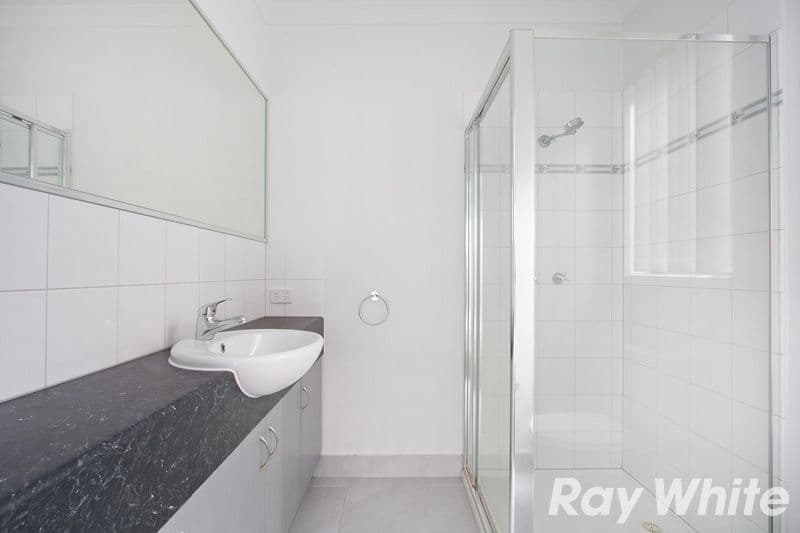 137 Ahern Road, Pakenham VIC 3810, Pakenham - Thumbnail 3