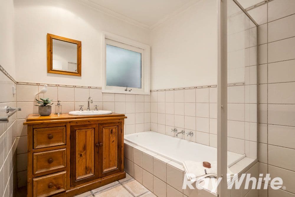3 Thornton Street, Eltham VIC 3095, Eltham - Thumbnail 5