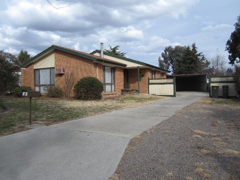 4 Doerner Place, GORDON ACT 2906, Gordon - Image 1