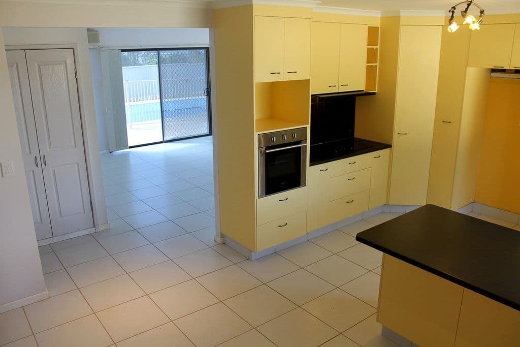 10 Anthony's Rest, Qunaba QLD 4670, Qunaba - Thumbnail 3
