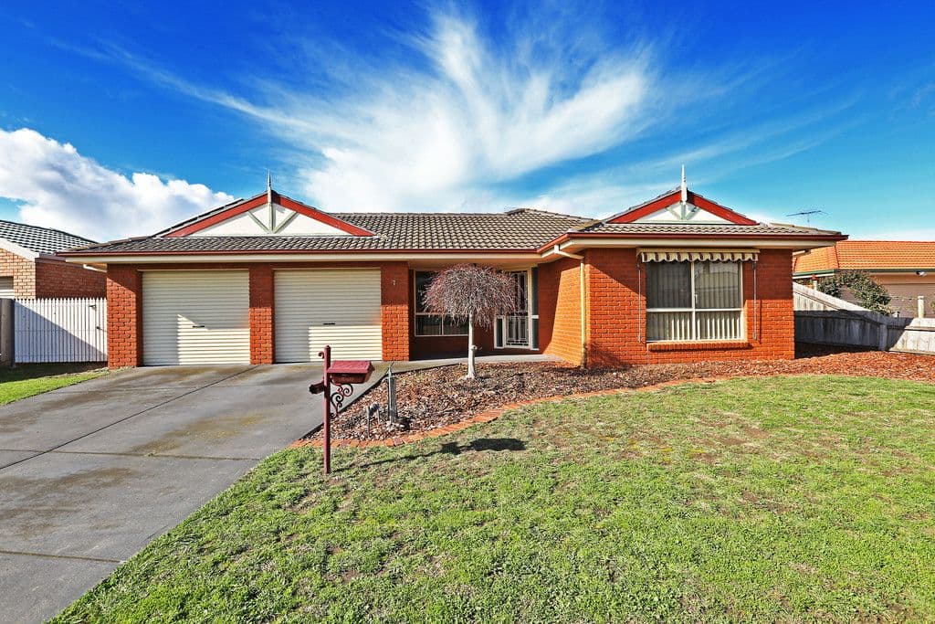 7 Melinda Court, Lara VIC 3212, Lara - Image 1
