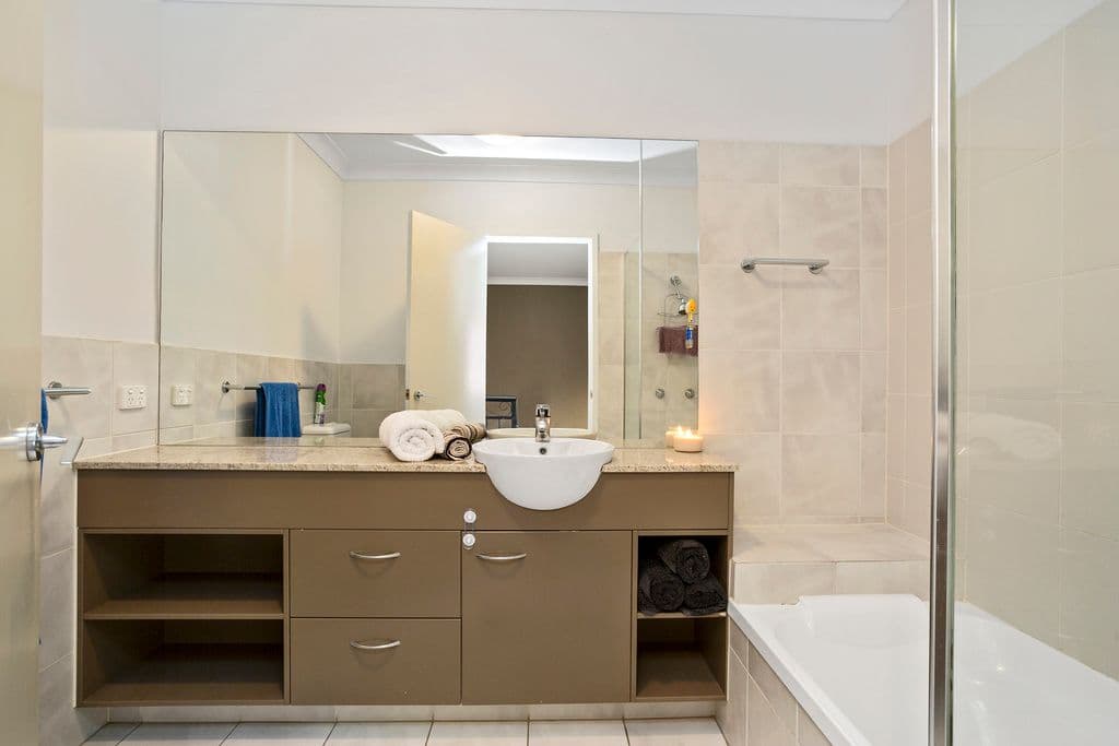 2-10 Geraldton Drive, Varsity Lakes QLD 4227, Varsity Lakes - Thumbnail 6