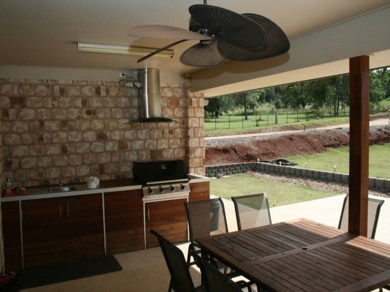 22 Sonaree Drive, Kingaroy QLD 4610, Kingaroy - Thumbnail 5