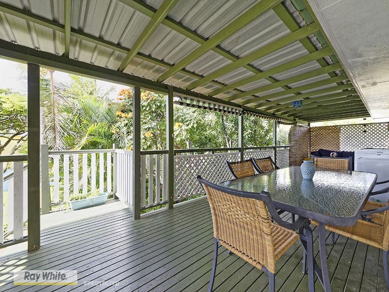 8 Wallin Avenue, Deception Bay QLD 4508, Deception Bay - Thumbnail 2