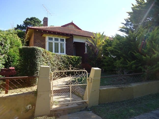 2/90 Clifford Street, Goulburn NSW 2580, Goulburn - Image 1