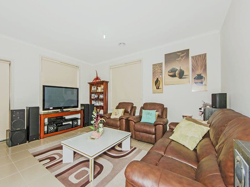 5 Bloomfield Place, TRUGANINA VIC 3029, Truganina - Thumbnail 2
