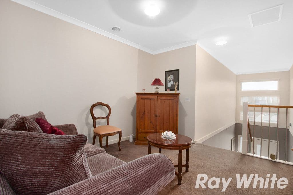 16 Kilburn Place, Pakenham VIC 3810, Pakenham - Thumbnail 7