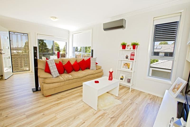 4 Connellan Avenue, Middleton Grange NSW 2171, Middleton Grange - Thumbnail 3