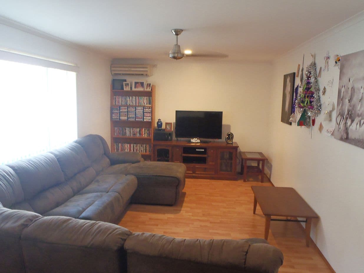 1 Esk Terrace, CANNONVALE QLD 4802, Cannonvale - Thumbnail 3