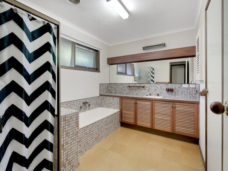 34 Culburra Avenue, Frankston VIC 3199, Frankston - Thumbnail 4