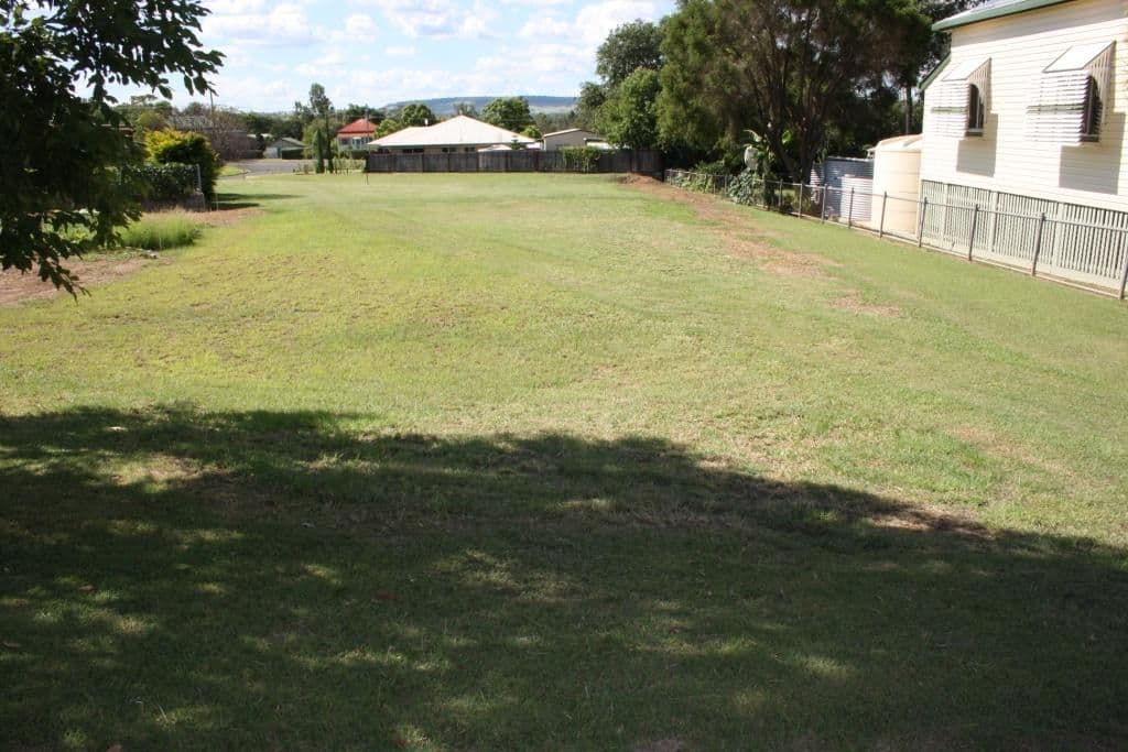 61 Stuart-Russell Street, MUNDUBBERA QLD 4626, Mundubbera - Image 1