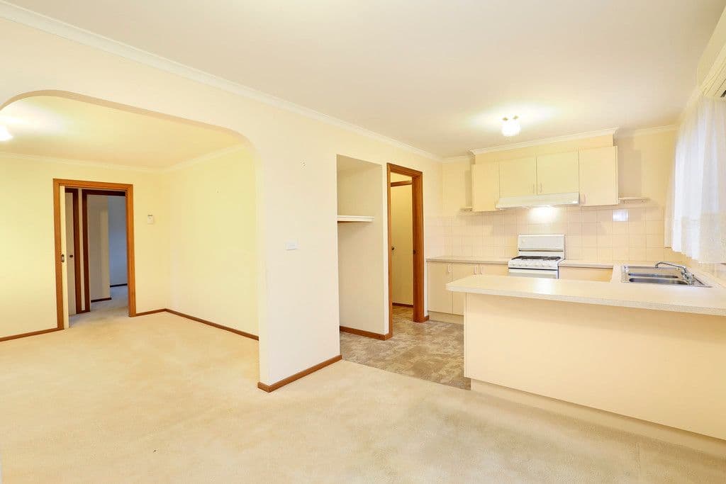 1 Mayton Court, Grovedale VIC 3216, Grovedale - Thumbnail 3