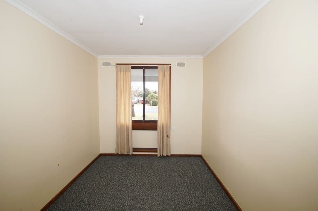 2 Bailey Crescent, Armidale NSW 2350, Armidale - Thumbnail 6