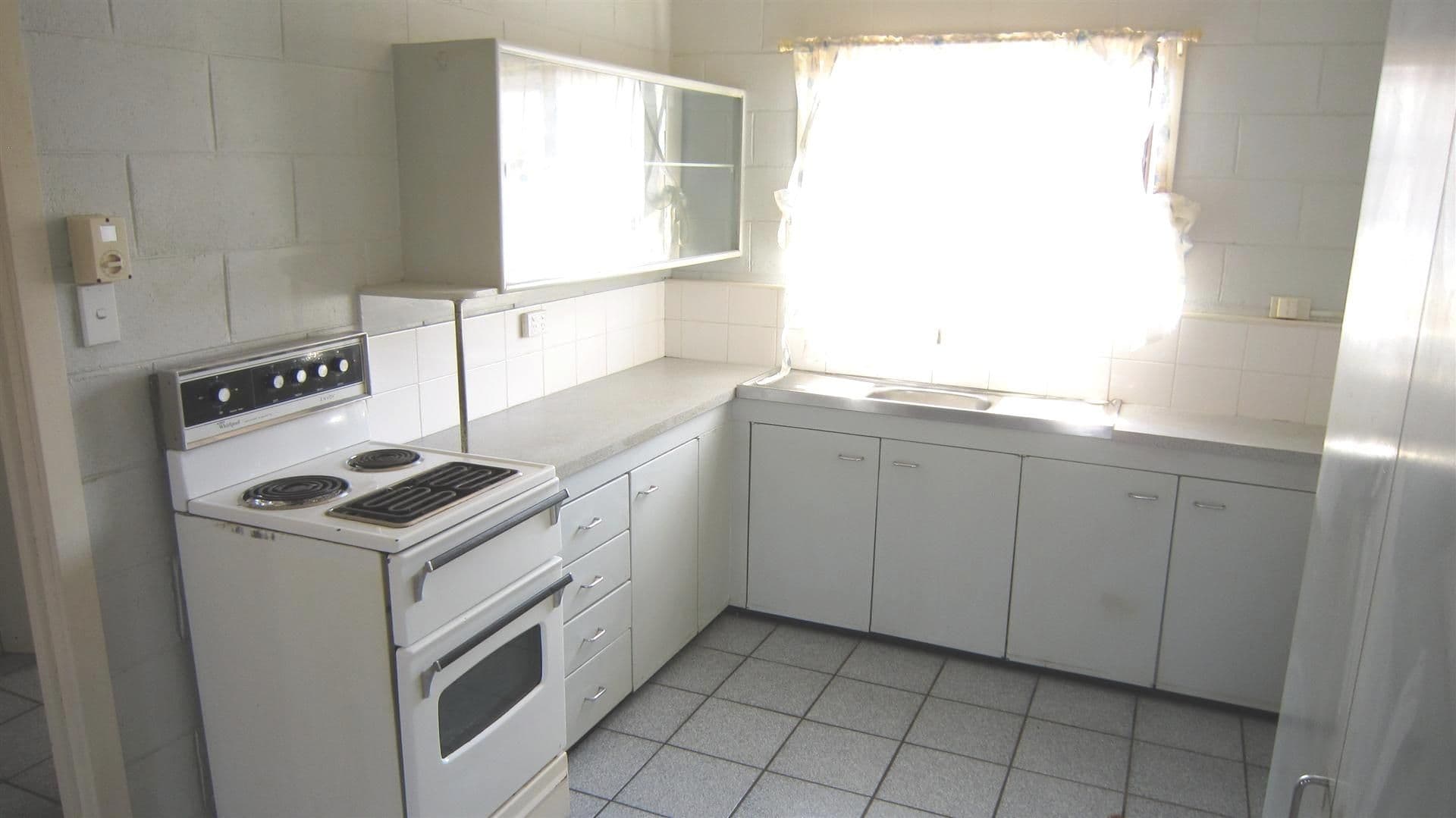 2-16 White Street, BUNDABERG WEST QLD 4670, Bundaberg West - Thumbnail 2