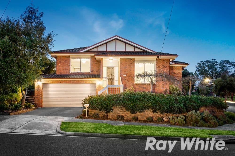 17 Illoura Street, Watsonia VIC 3087, Watsonia - Thumbnail 2