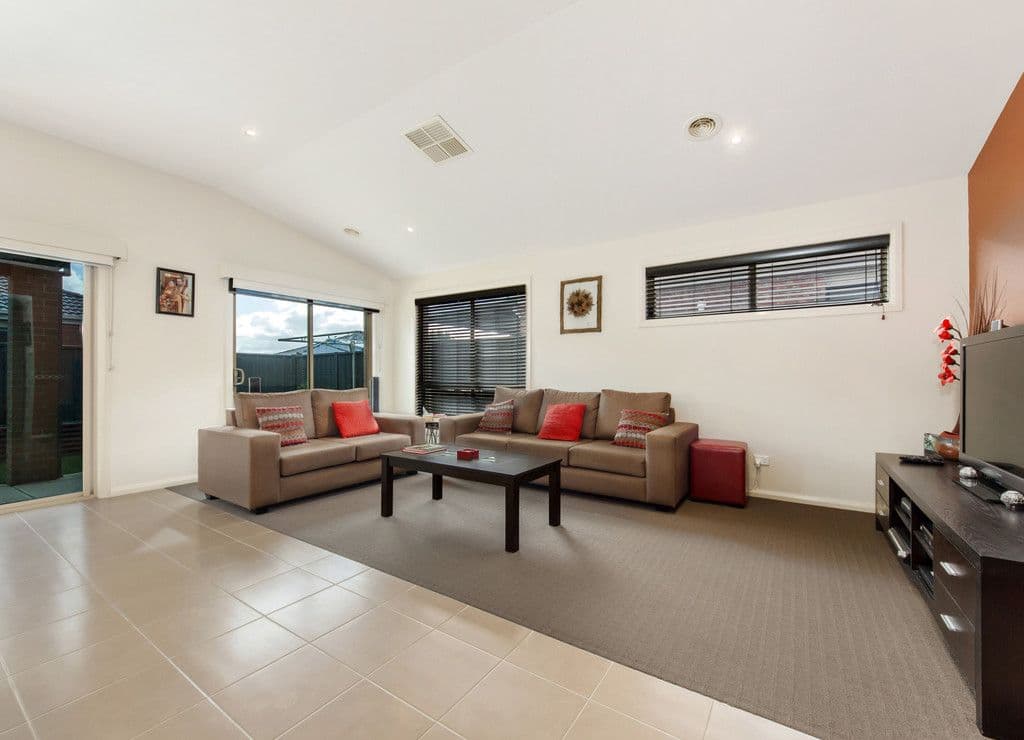3 Ashgrove Drive, Deer Park VIC 3023, Deer Park - Thumbnail 4