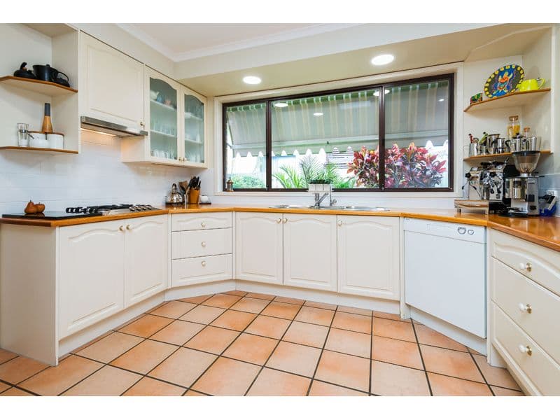 3 Firthshire Street, Mansfield QLD 4122, Mansfield - Thumbnail 6