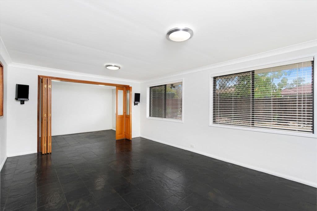 42 COWLEY Crescent, Prospect NSW 2148, Prospect - Thumbnail 5