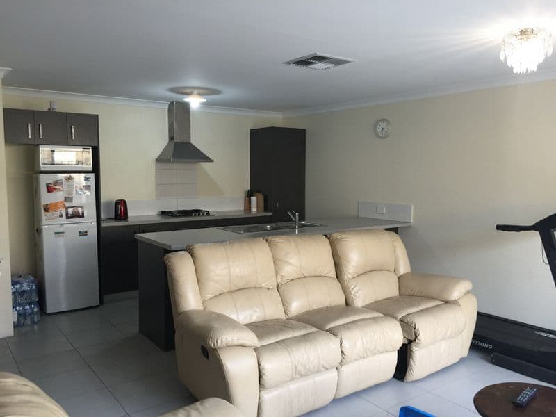 1/18 Panozza Circle, Maddington WA 6109, Maddington - Thumbnail 2