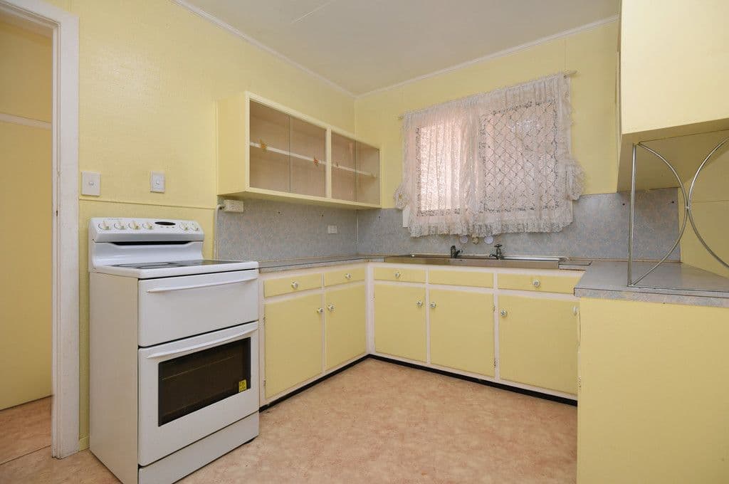 377 Bridge Street, Wilsonton QLD 4350, Wilsonton - Thumbnail 3