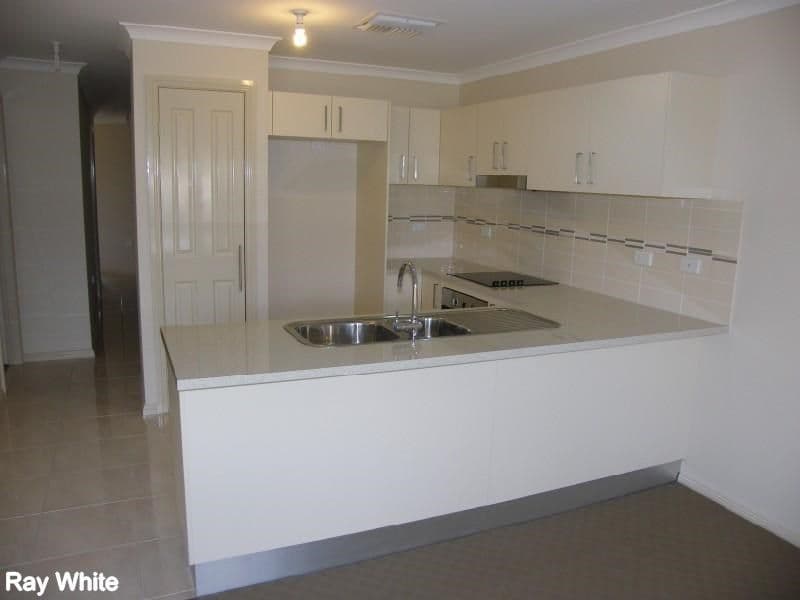 8 Mcmillan Place, Forbes - Thumbnail 3