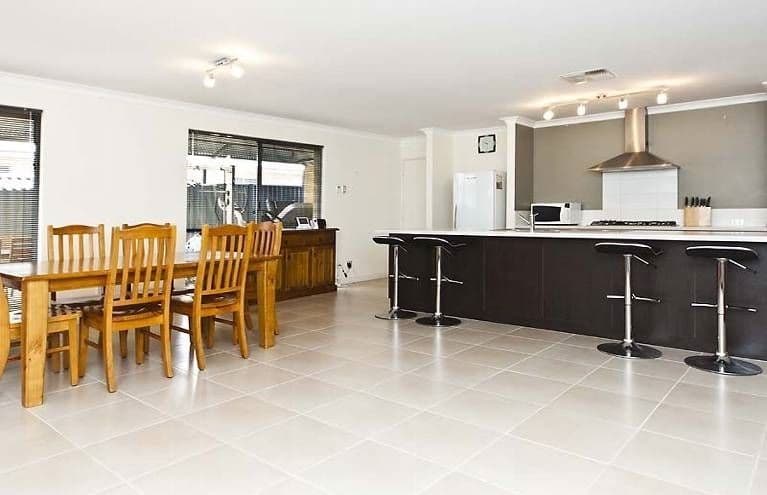 339 Millhouse Road, Aveley WA 6069, Aveley - Thumbnail 2