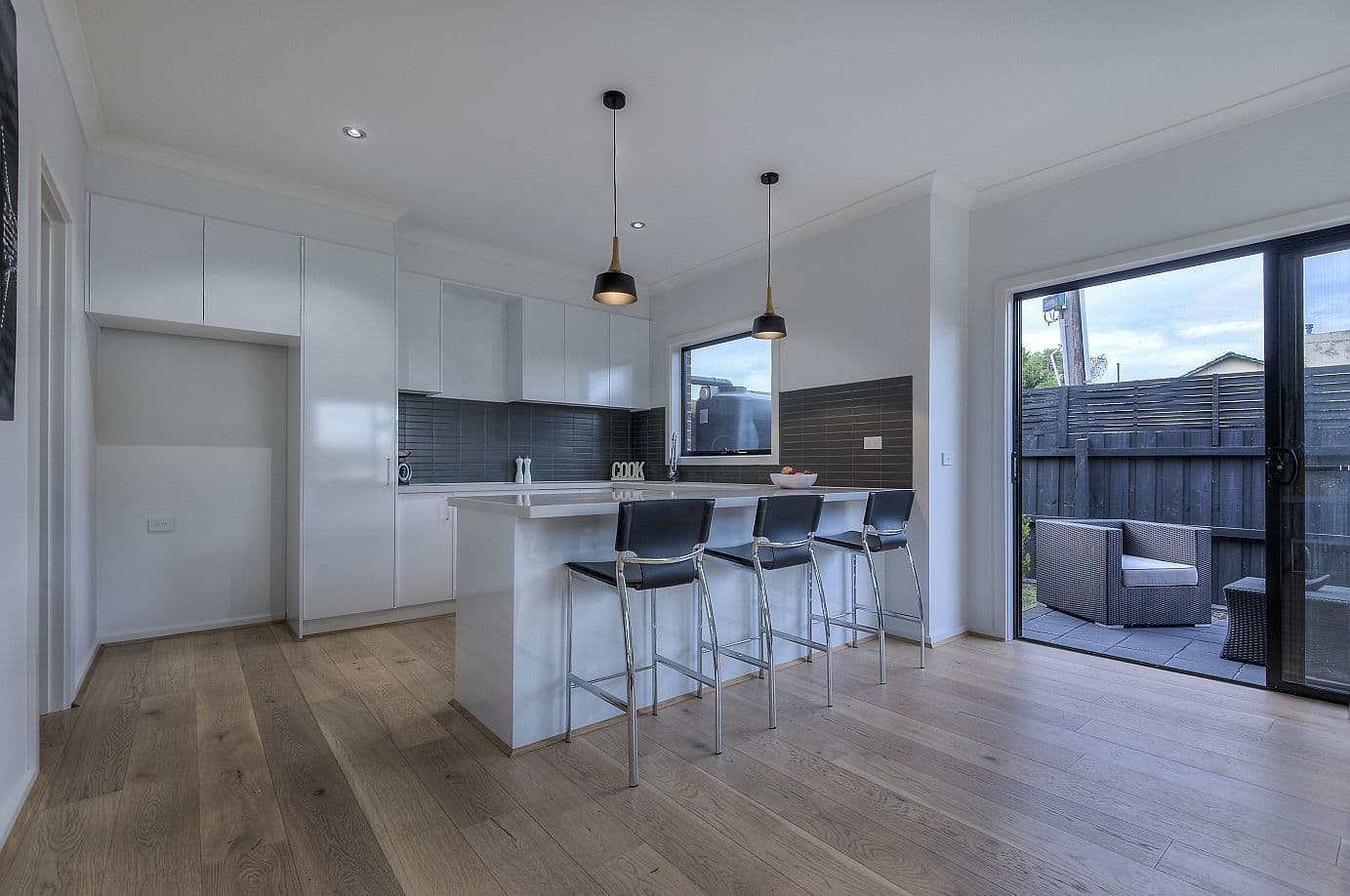 7 Crevelli Street, Reservoir VIC 3073, Reservoir - Thumbnail 4