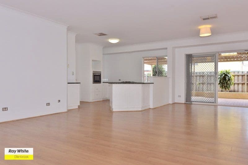 5 Carew Vista, Ellenbrook WA 6069, Ellenbrook - Thumbnail 3