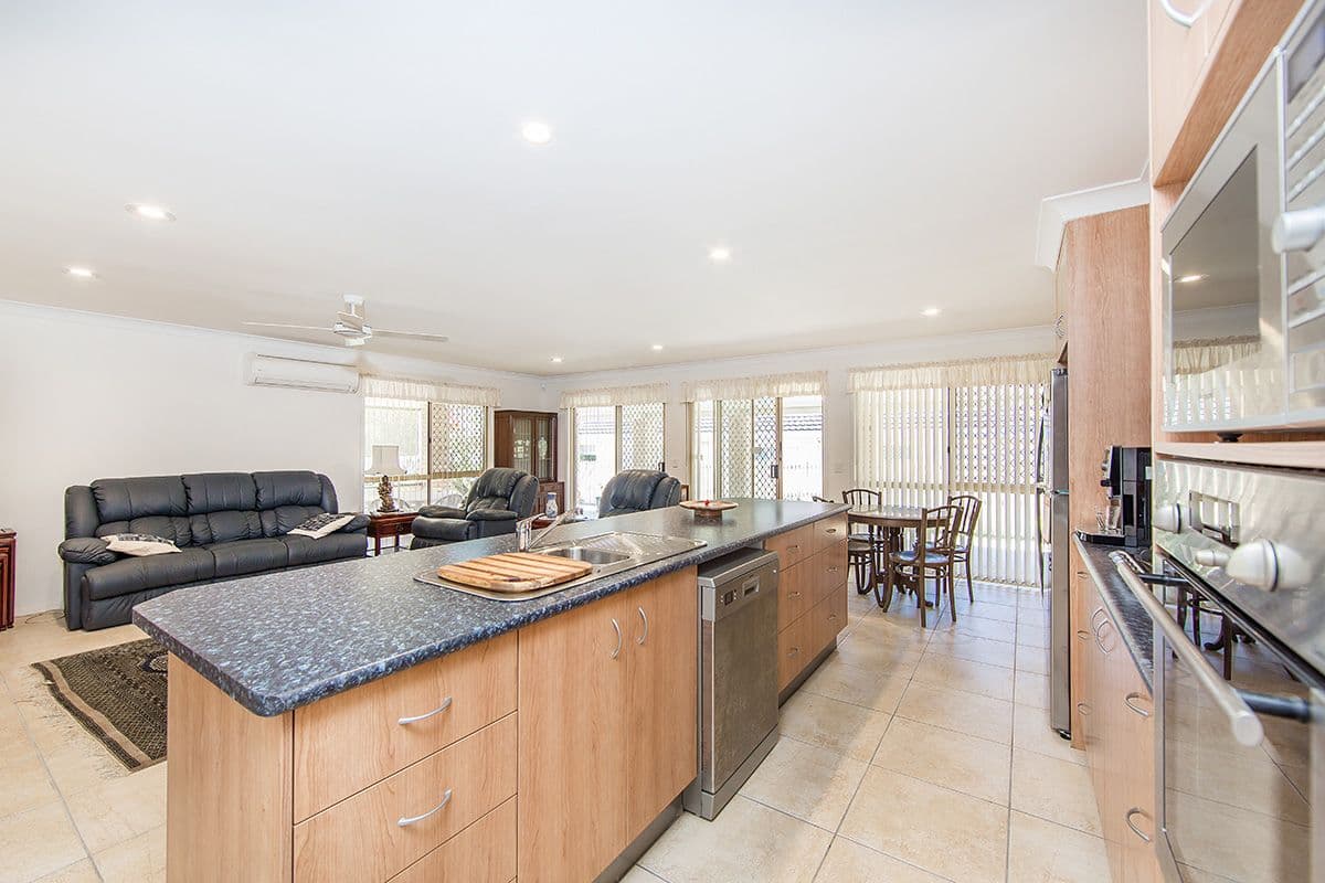 4 Muneera Crescent, Aspley QLD 4034, Aspley - Thumbnail 8