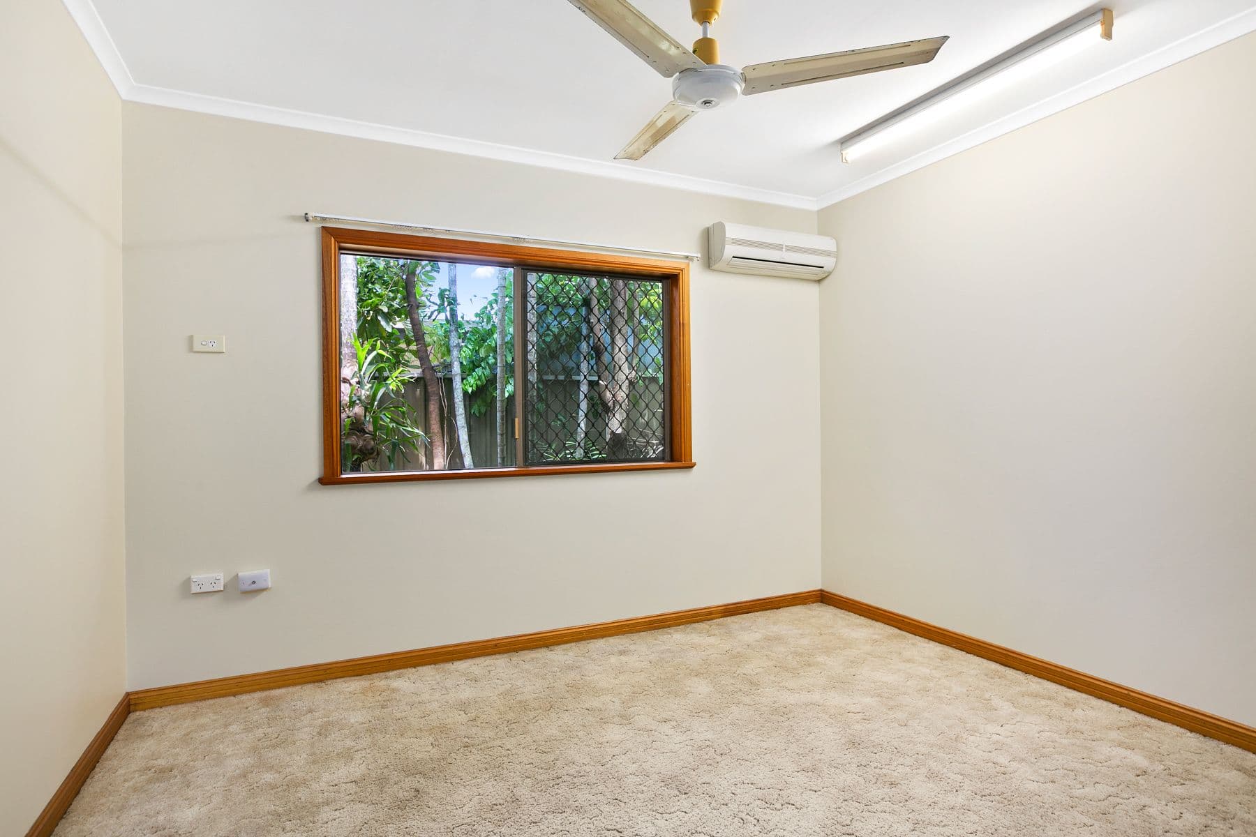 11 Huon Street, Trinity Beach QLD 4879, Trinity Beach - Thumbnail 7