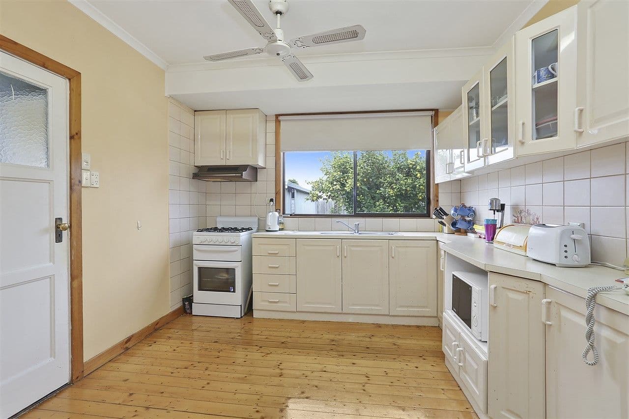 632 Thompson Road, Norlane VIC 3214, Norlane - Thumbnail 3