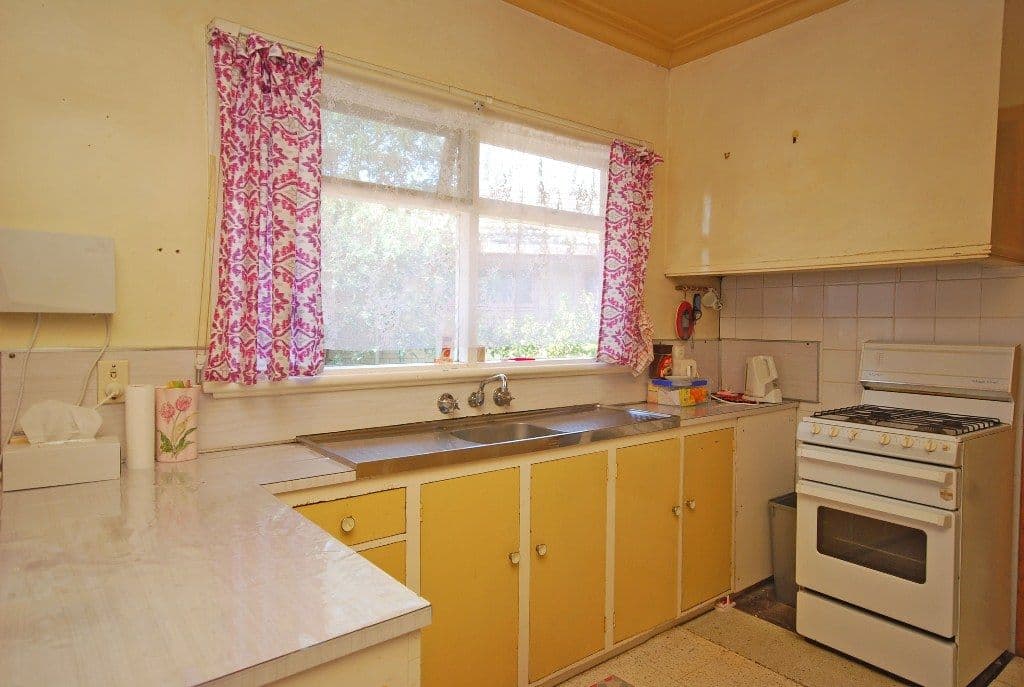 106 Lylia Avenue, Mount Clear VIC 3350, Mount Clear - Thumbnail 3