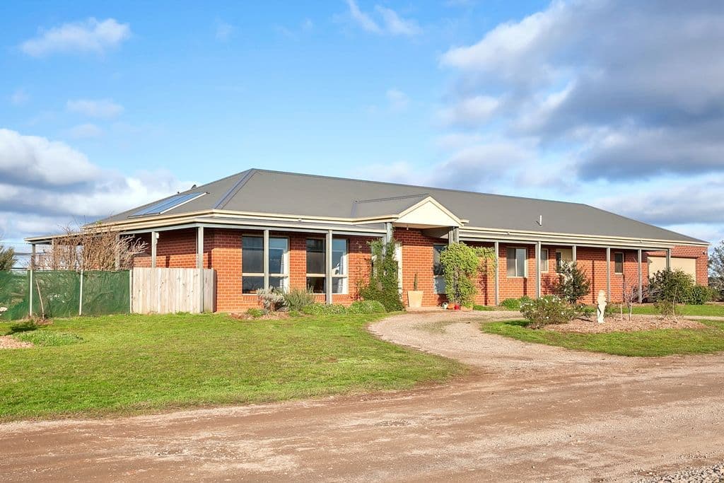 Clarkes Hill VIC 3352, Clarkes Hill - Image 1