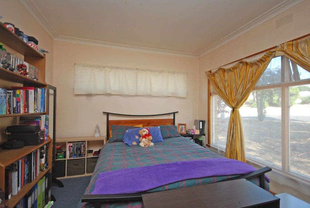 106 Lylia Avenue, Mount Clear VIC 3350, Mount Clear - Thumbnail 6