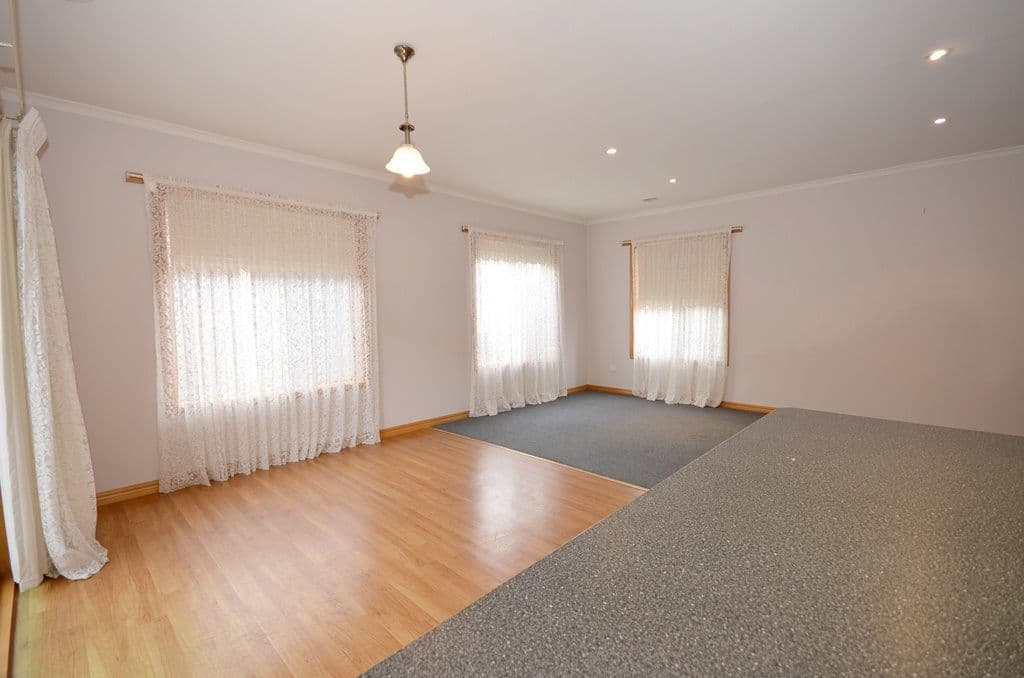 6/324 Peel Street North, Black Hill  Victoria  3350, Australia, Black Hill - Thumbnail 3