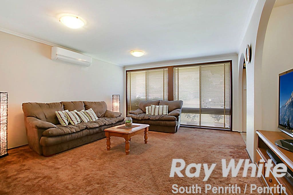 2 Shandlin Place, South Penrith - Thumbnail 4