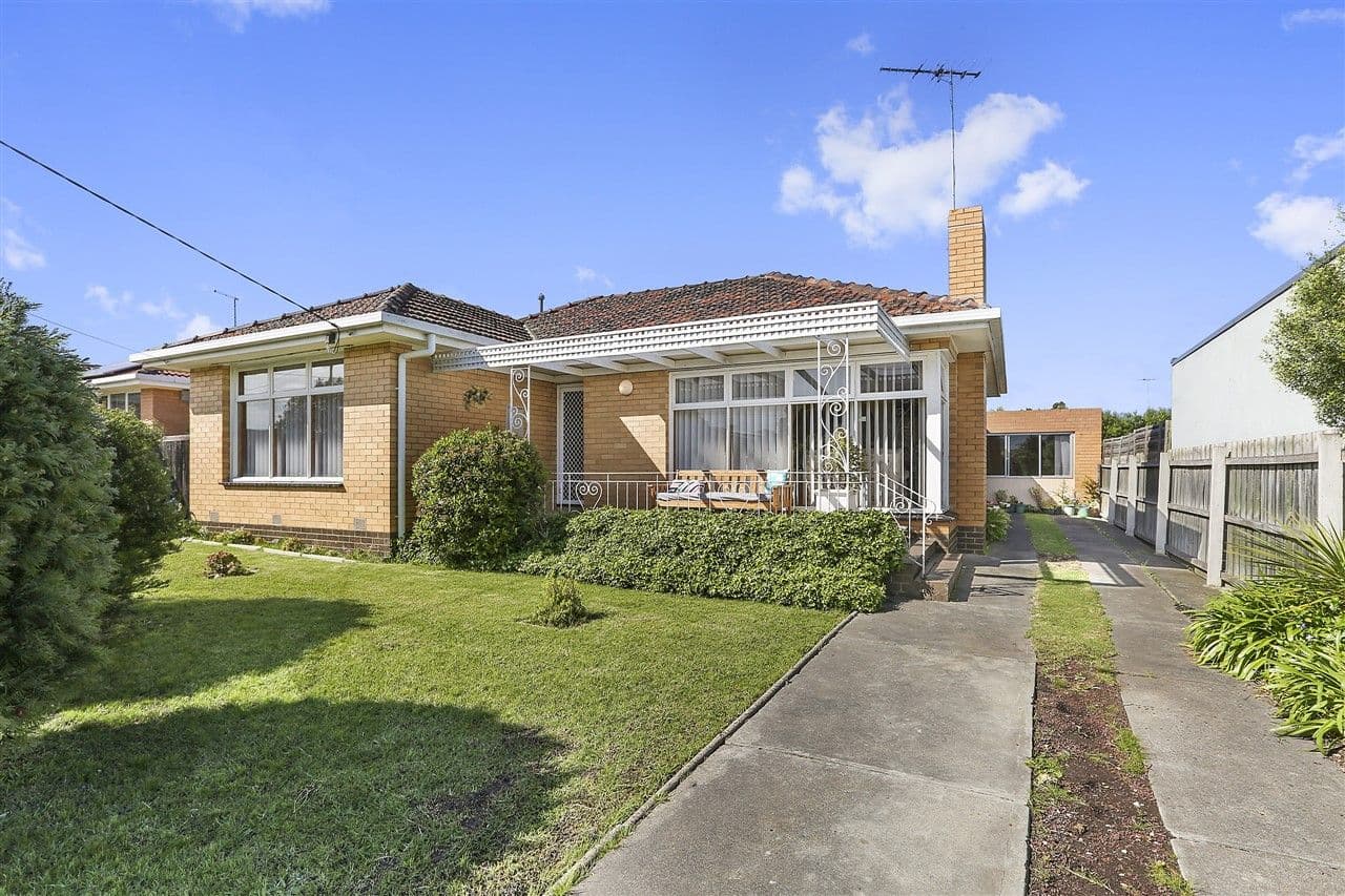 67 Summit Avenue, Belmont VIC 3216, Belmont - Thumbnail 2