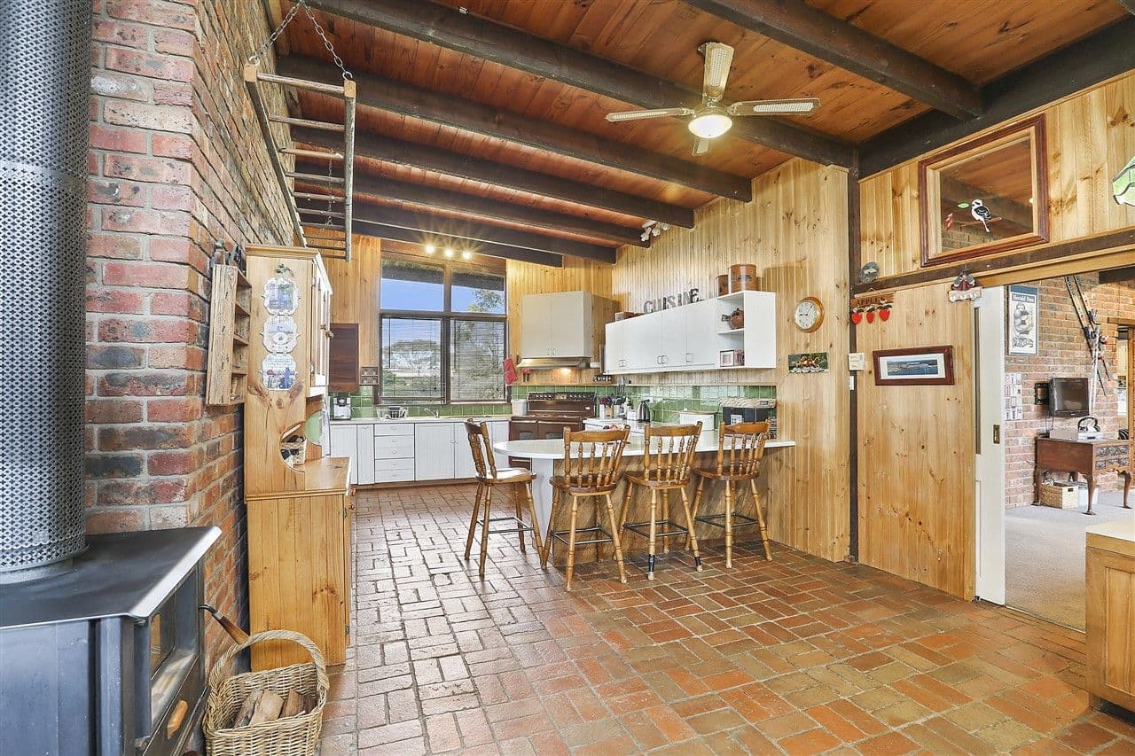 64 Clyde Road, Bannockburn VIC 3331, Bannockburn - Thumbnail 2