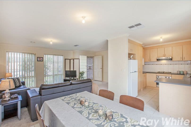  4 Capri Close, South Morang VIC 3752, South Morang - Thumbnail 4