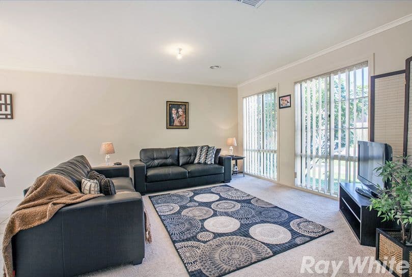  4 Capri Close, South Morang VIC 3752, South Morang - Thumbnail 3