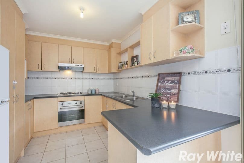  4 Capri Close, South Morang VIC 3752, South Morang - Thumbnail 2