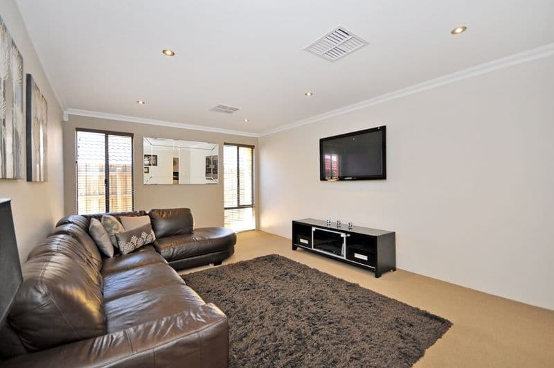 6 Rakich Drive, Ellenbrook WA 6069, Ellenbrook - Thumbnail 3