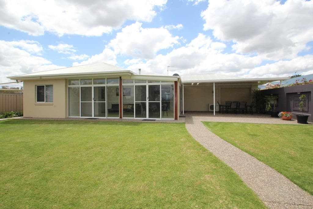23 Rodeo Drive, Warwick QLD 4370, Warwick - Thumbnail 6