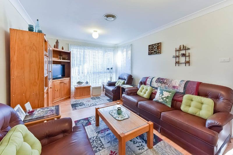 15 Cawdor Place, Rosemeadow NSW 2560, Rosemeadow - Thumbnail 2