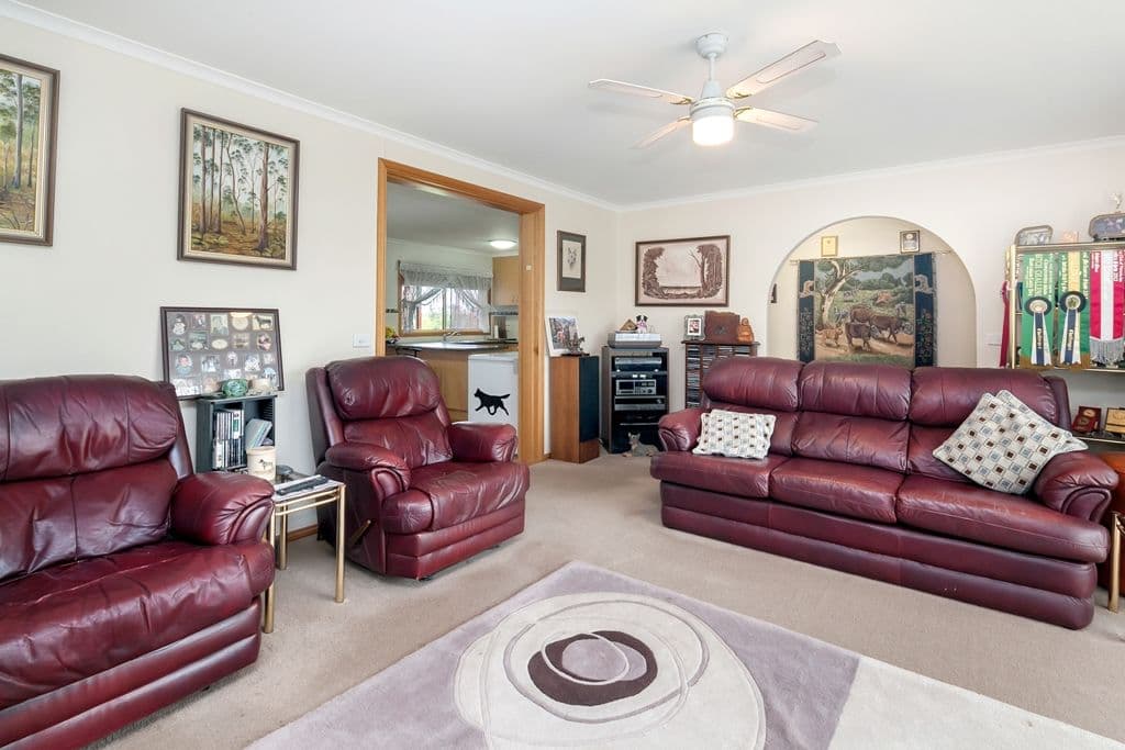 220 Lockies Lane, Cape Clear VIC 3351, Cape Clear - Thumbnail 2