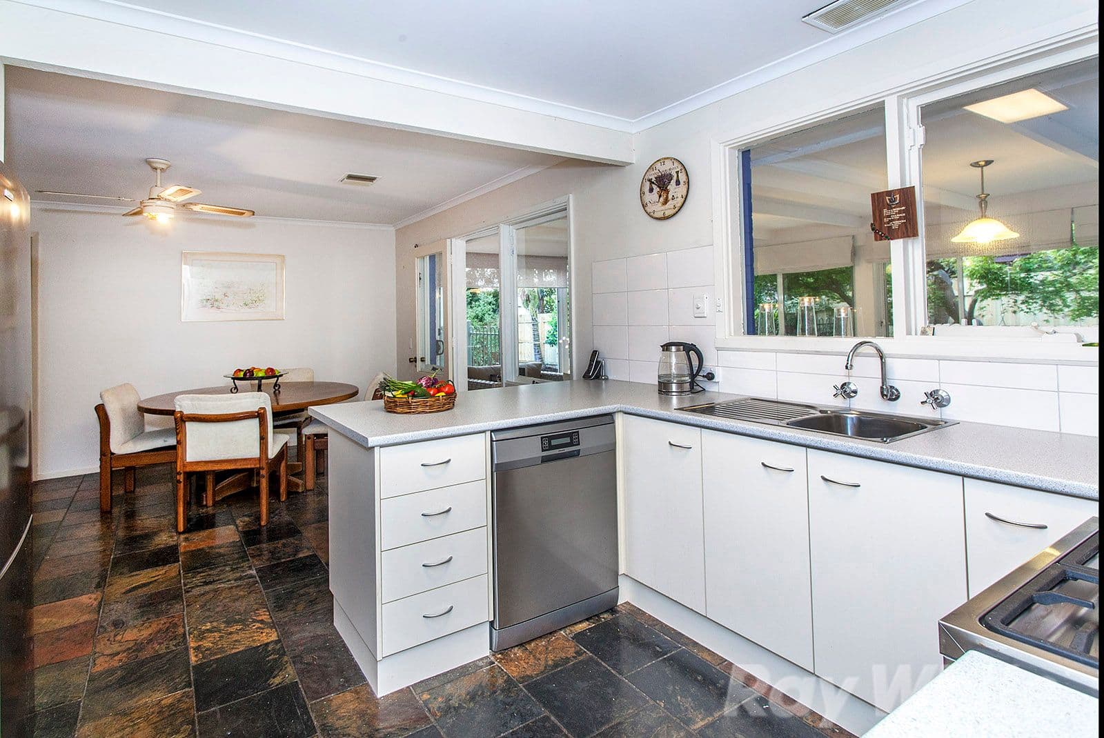 712 Stud Road, Scoresby VIC 3179, Scoresby - Thumbnail 3