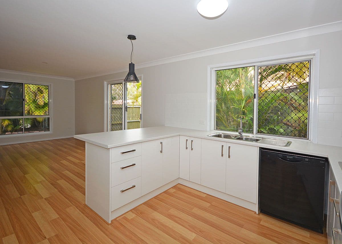 42 Aimee Drive, Urangan QLD 4655, Urangan - Thumbnail 4