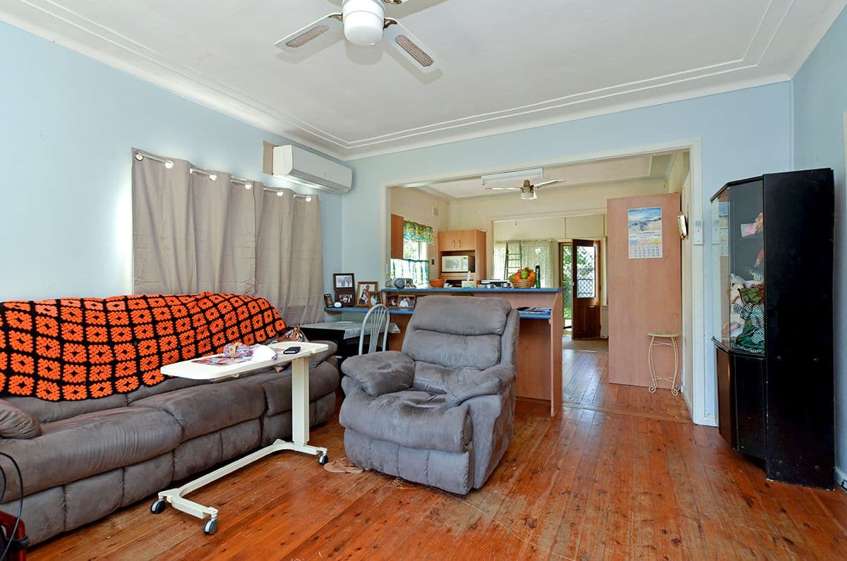 152 Paton Street, Woy Woy NSW 2256, Woy Woy - Thumbnail 2