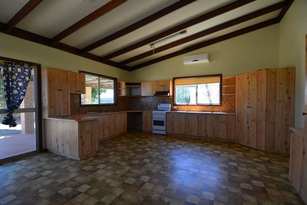 83 McGlades Road, Carnarvon WA 6701, Carnarvon - Thumbnail 2